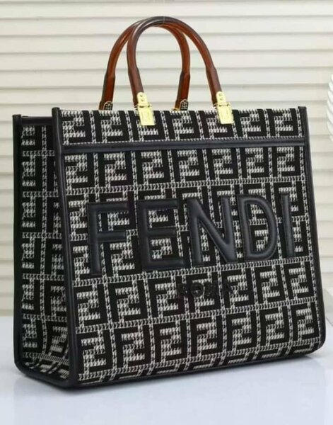 Sac à main élégant FENDI