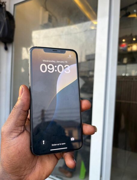 IPHONE 11 PRO MAX