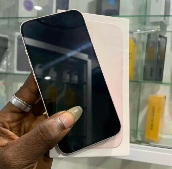 iPhone 13
