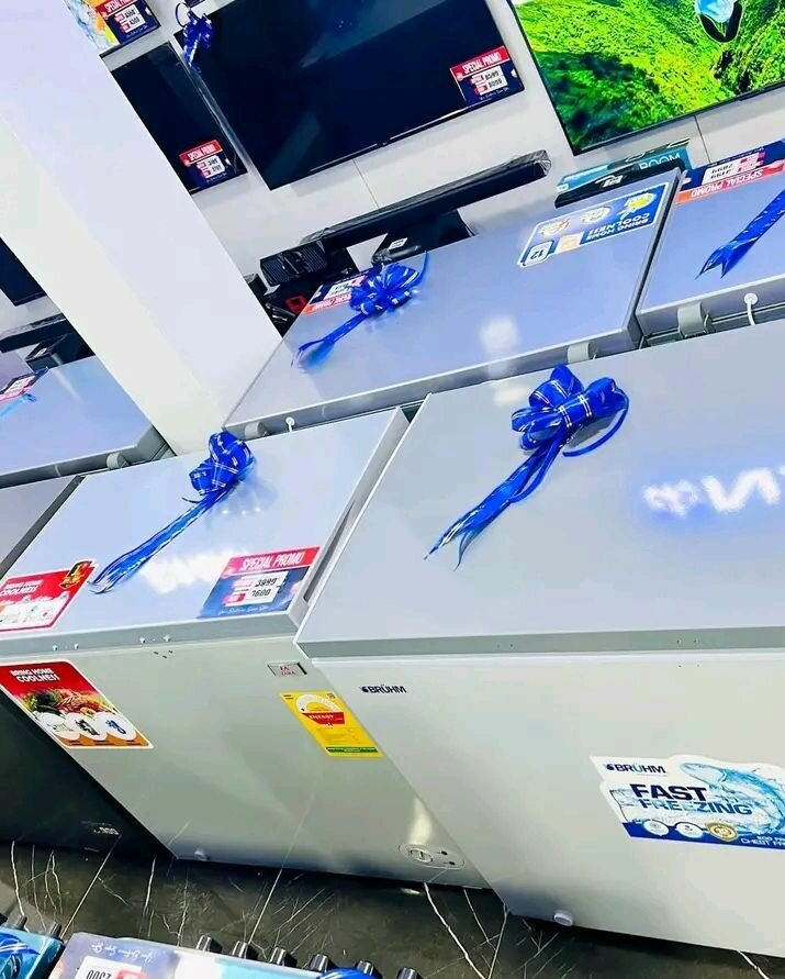 CHEST FREEZER