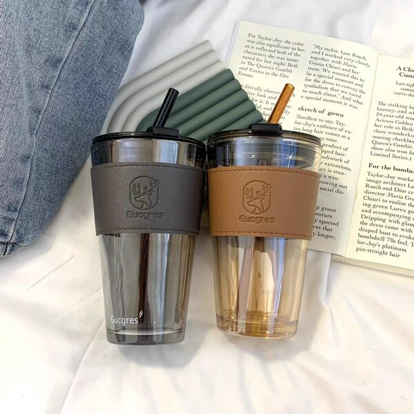 *MUG EN VERRE MASSIF AVEC PAILLE 450ML SIMPLE