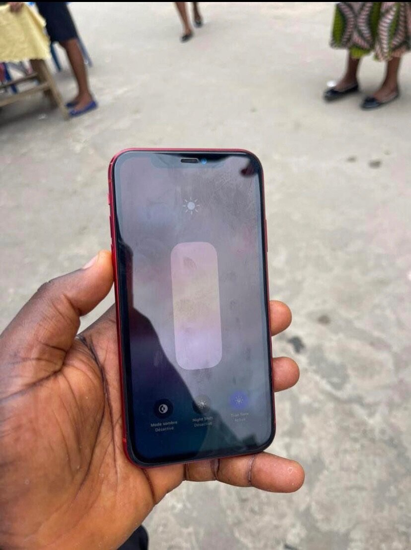 iPhone 11 simple