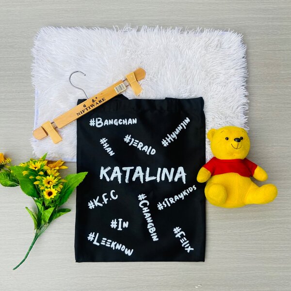 Tote bag