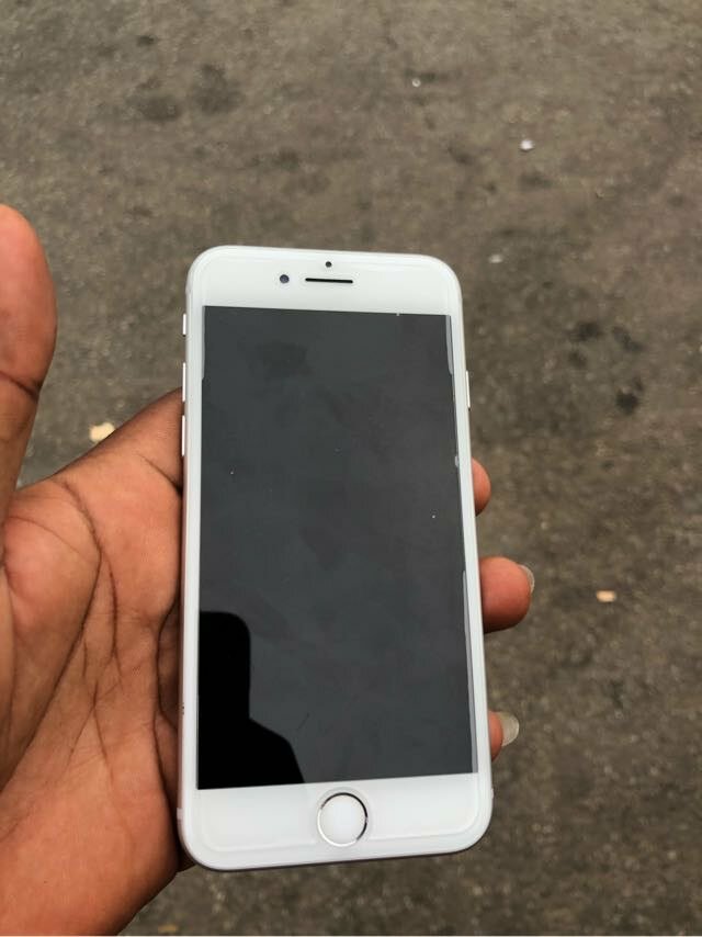 iPhone 8