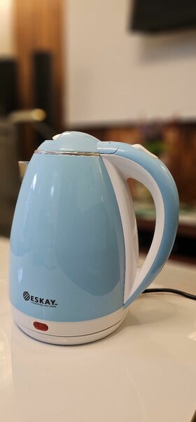 Bouilloire électrique Eskay 2L
