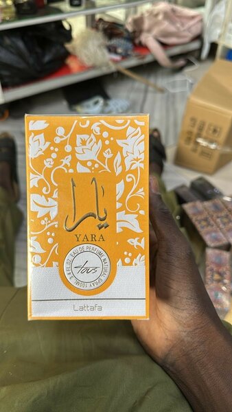 Yaura Orange disponible aussiYaura Orange disponible aussi