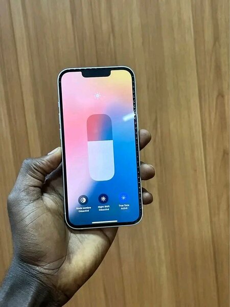 iPhone 13