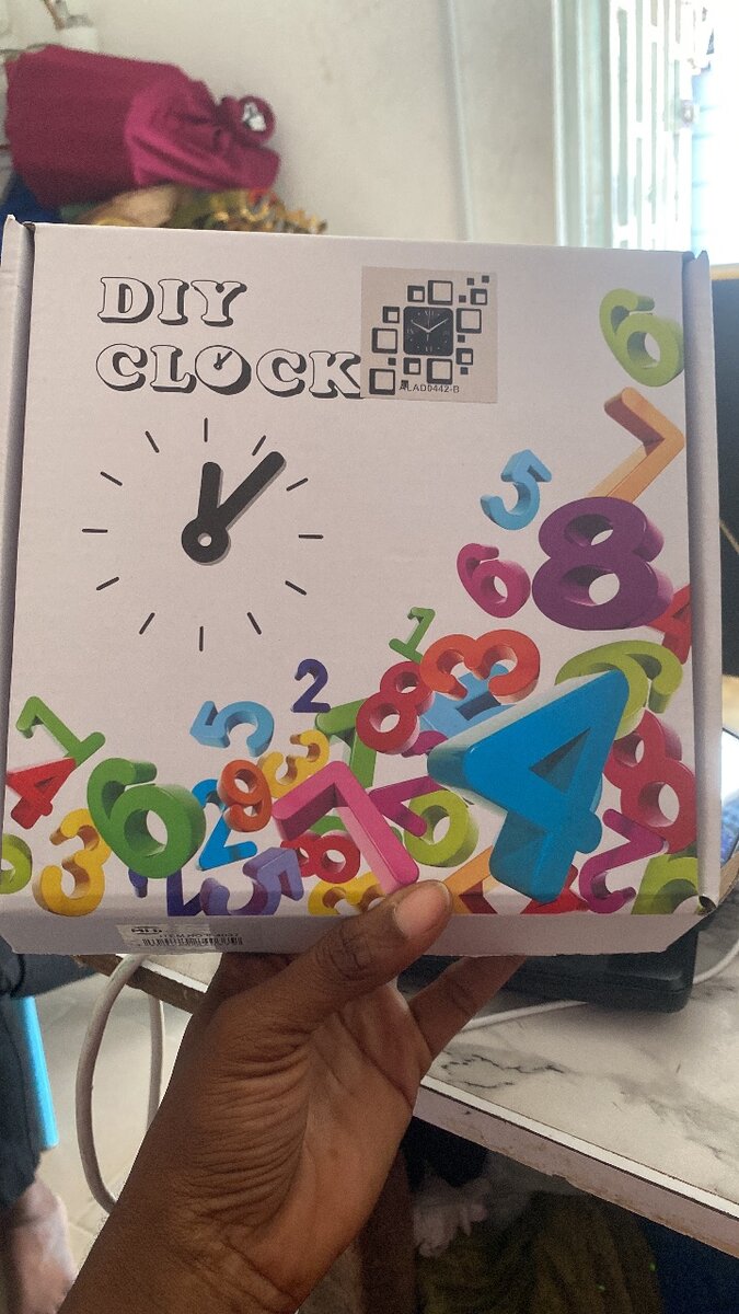 Horloge DIY Numéros Colorés
