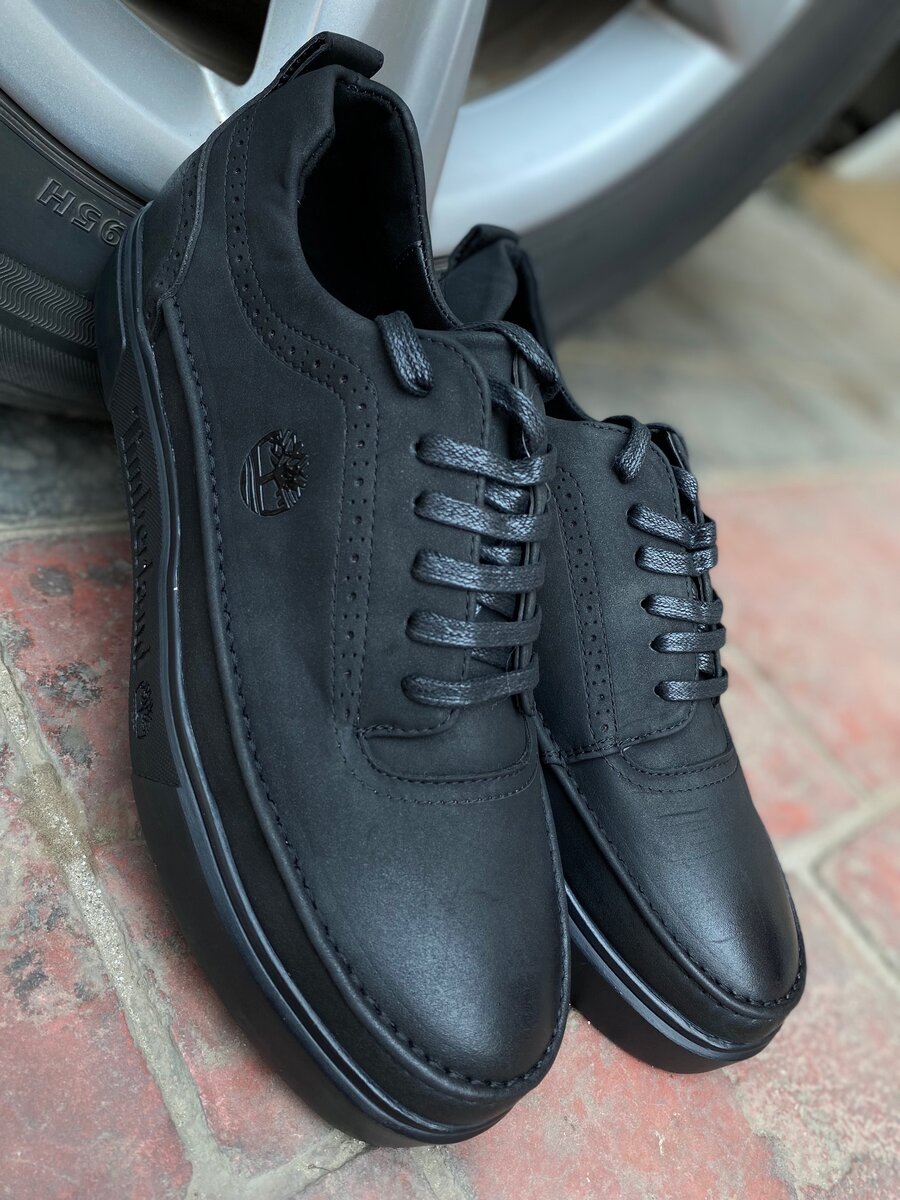 Casual shoes