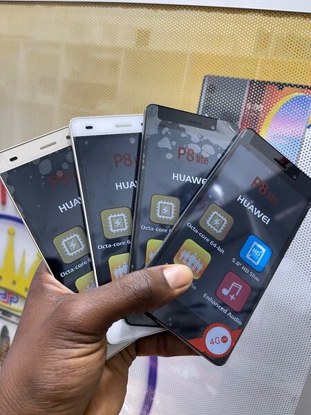 Huawei P8 lite