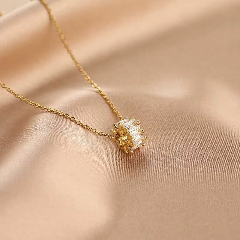 Collier