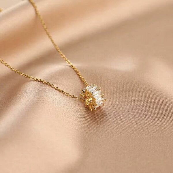 Collier