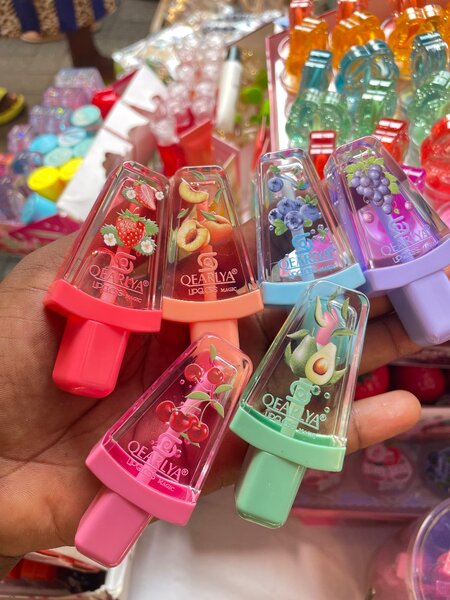 Lip gloss