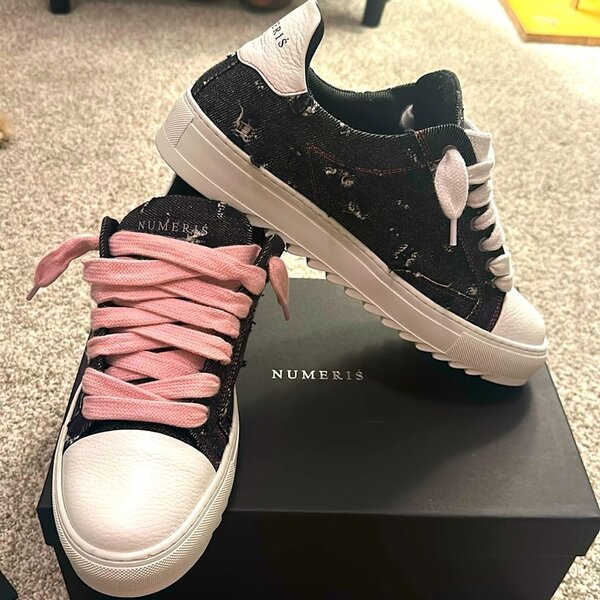 Chaussure Numerís