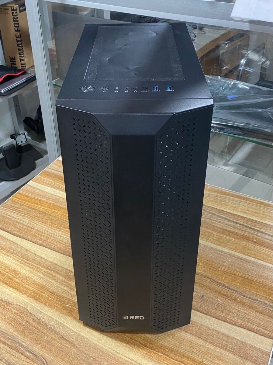 PC Tour Gaming RGB