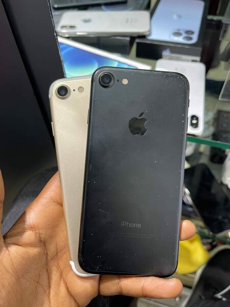 iPhone 7