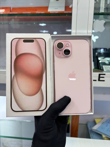 iPhone 15