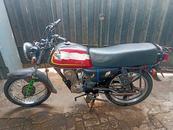 Honda Ace  CB125