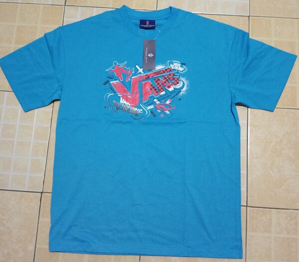Tee shirts