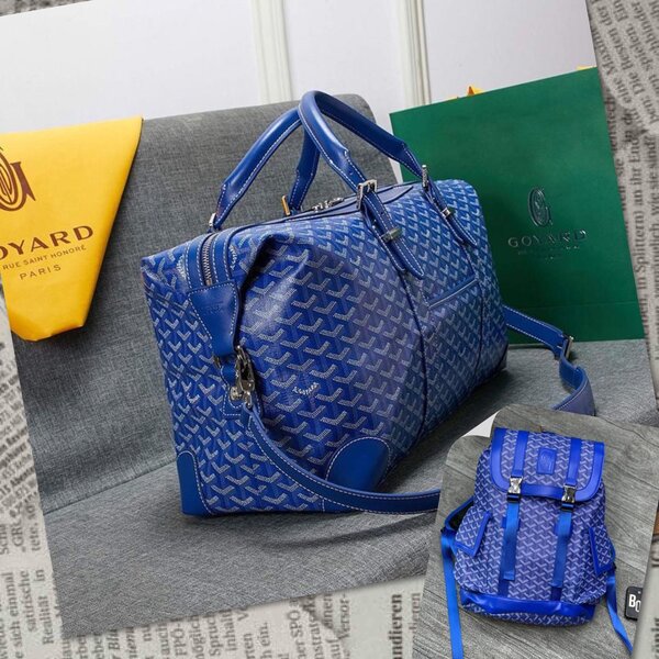 Travel set