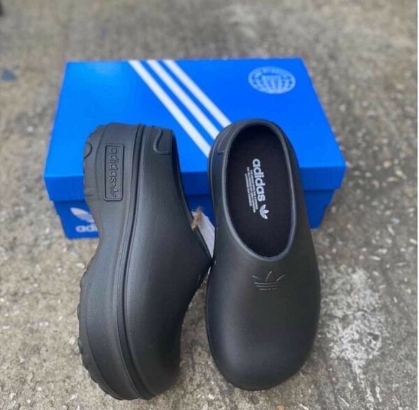 Bangis.sneakers