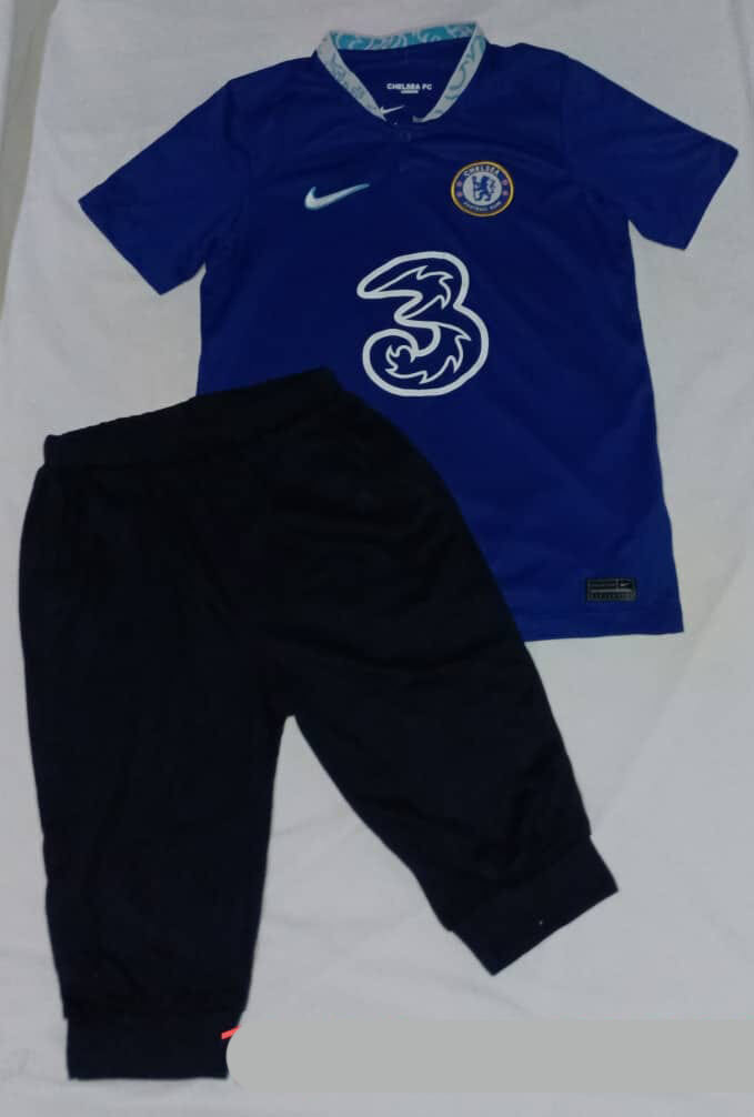 Chemise et pantalon