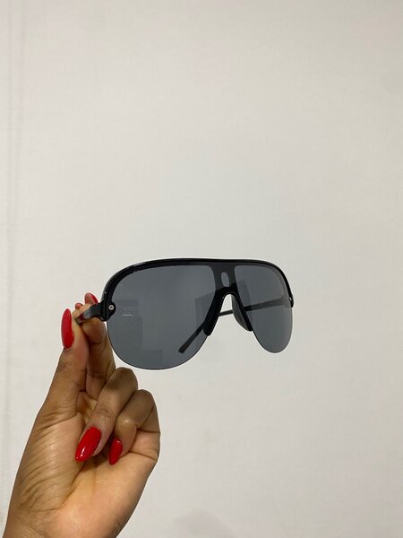 Sunglass