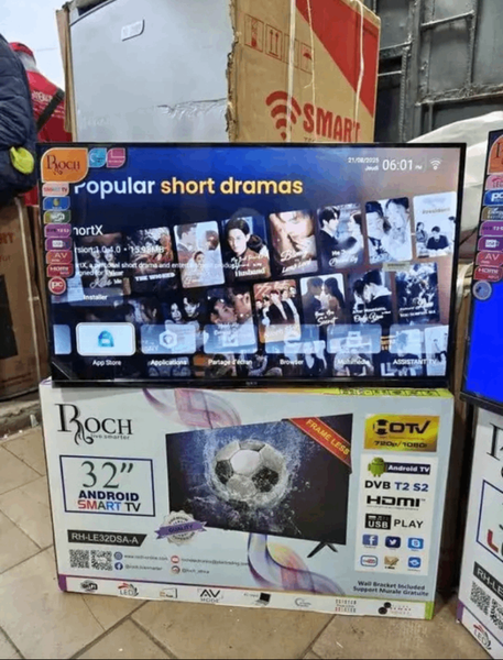 Téléviseur LED 32" Smart TV