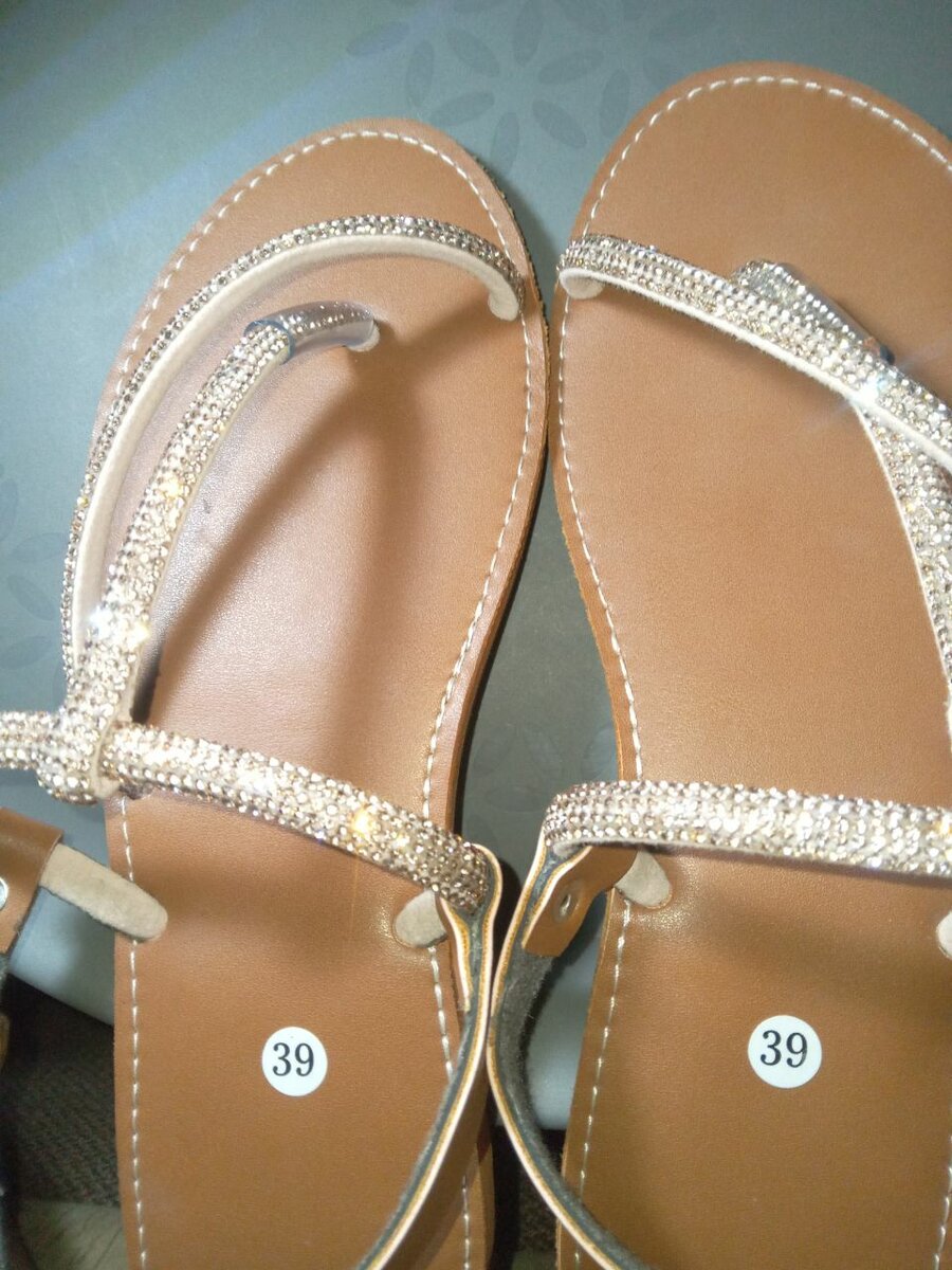 Sandales perlées