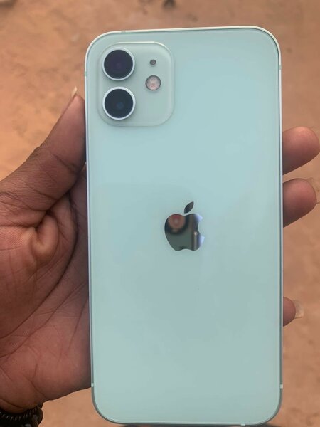 iPhone 12