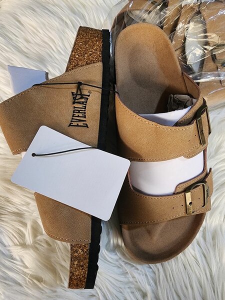 Ladies sandals