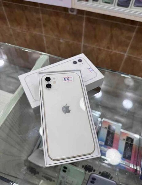 iPhone 11 simple