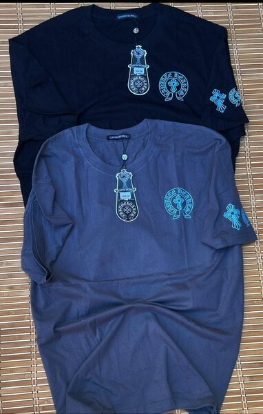 T-shirt chrome