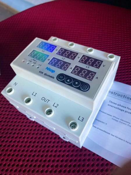 Voltage protector (AVS)3 phase