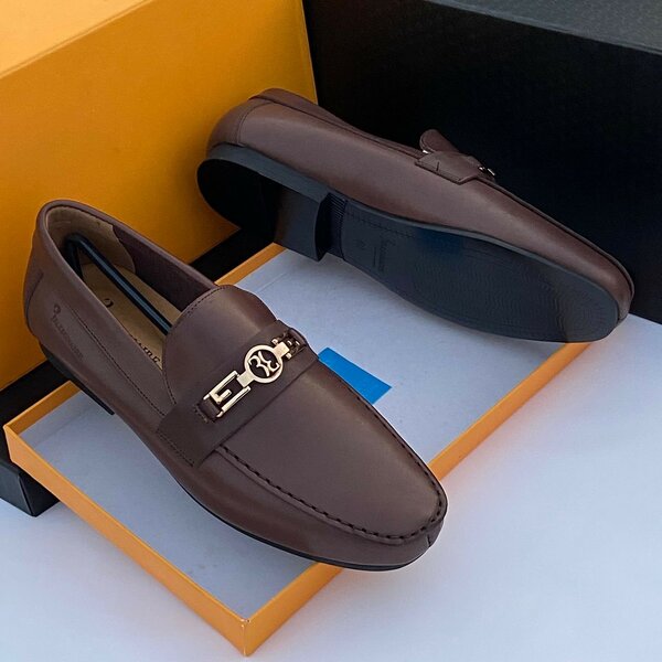 EXECUTIVE SHOES