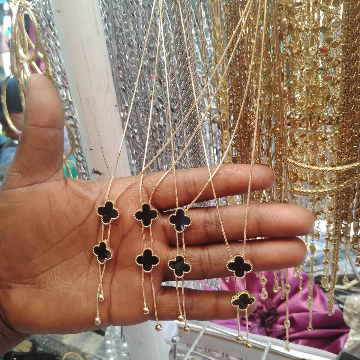 Ladies necklace