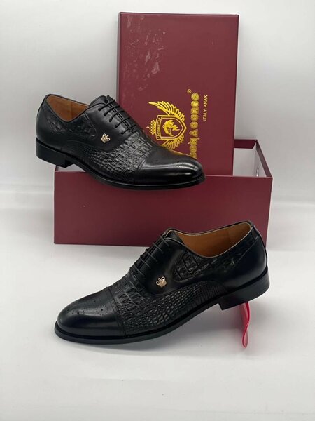Mens Lace shoe