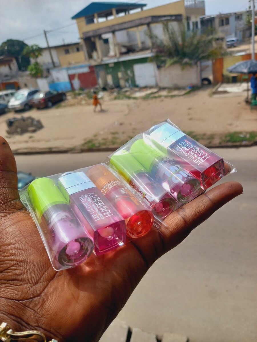 3 gloss