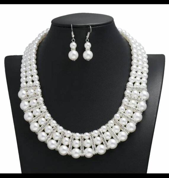 Collier