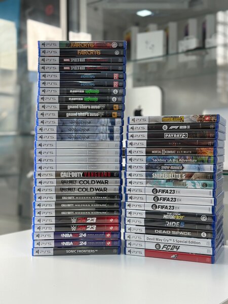 PS4 &PS5 GAMES   : FC24  UFC 5 CALL OF DUTY MW3   GOD OF W