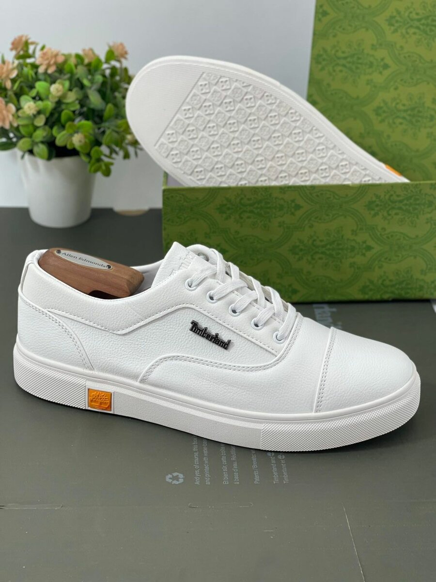 Fashion shoes
