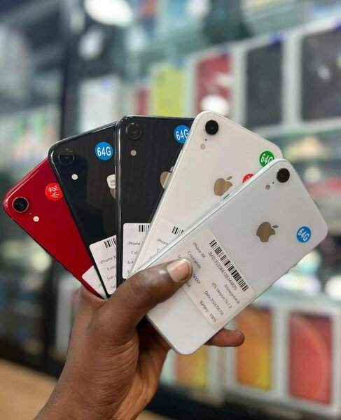iPhone XR - Diverses couleurs, 64 Go