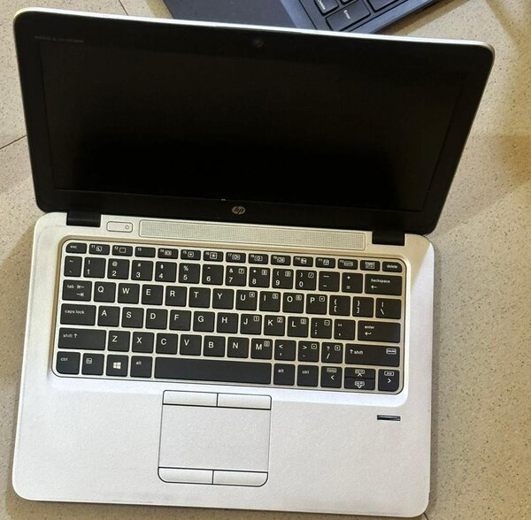 HP ELITEBOOK 820 G3