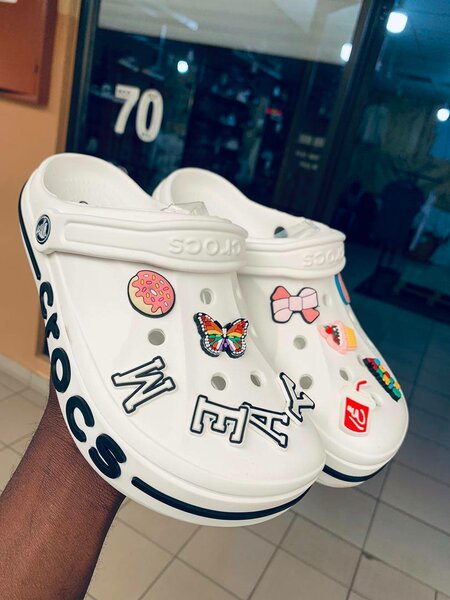 Bayaband Crocs