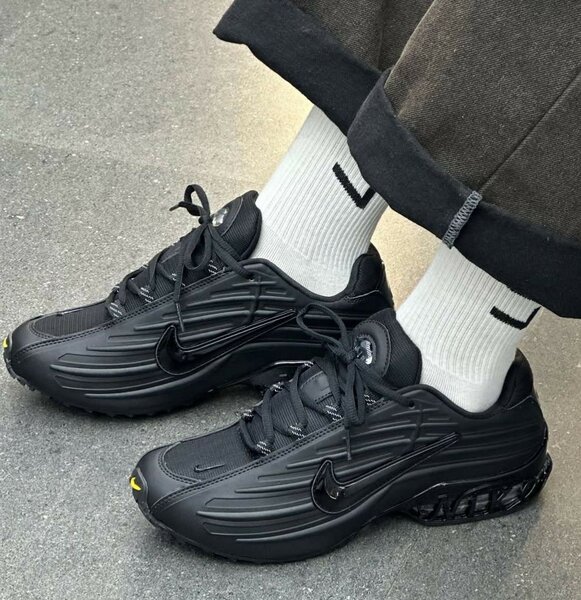 Nike Sneakers