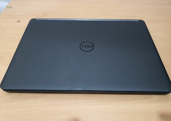 LATITUDE E7450