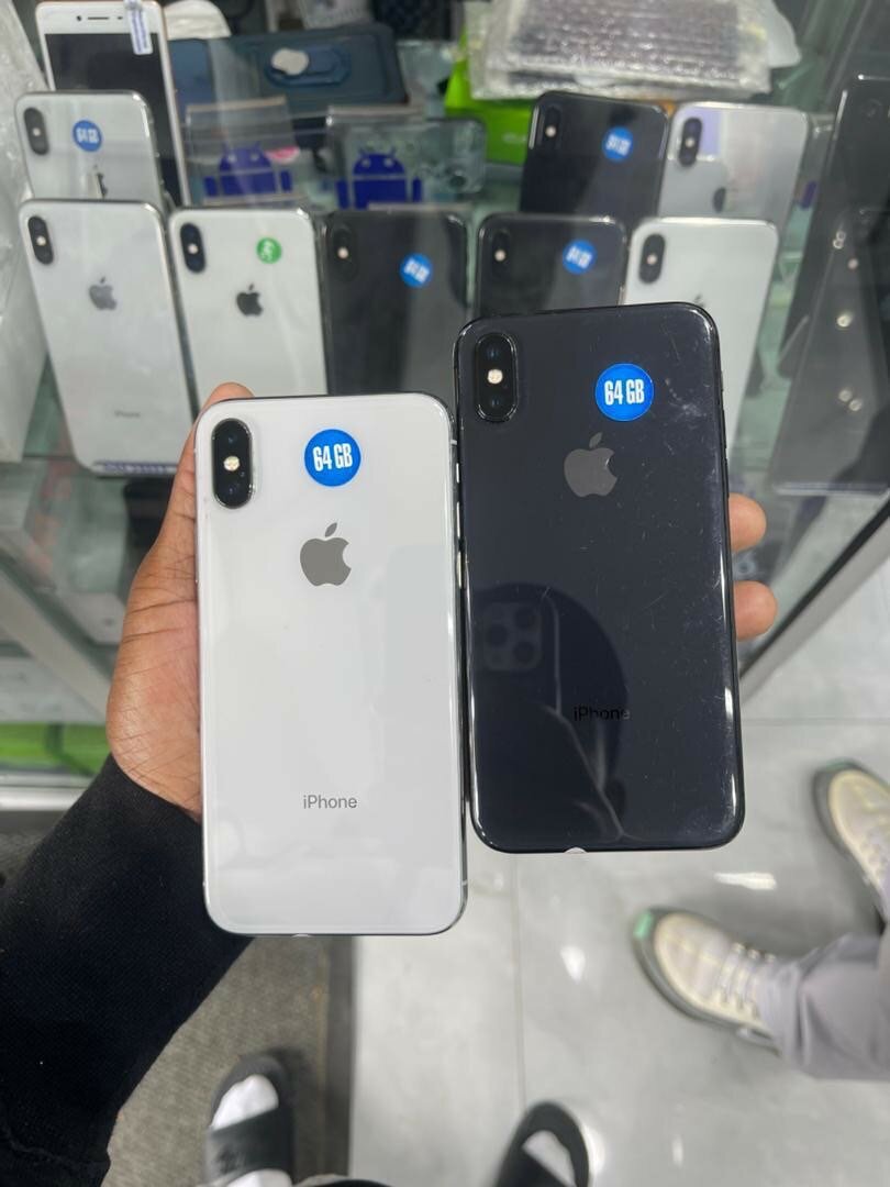iPhone X