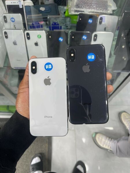iPhone X
