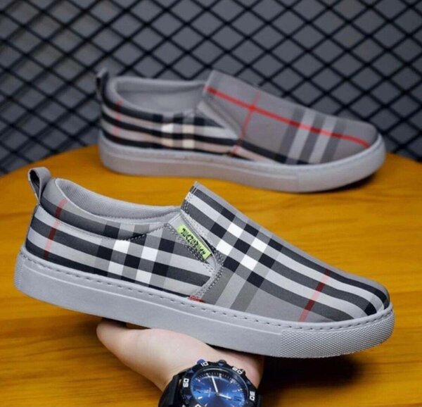 Easy wear shoes