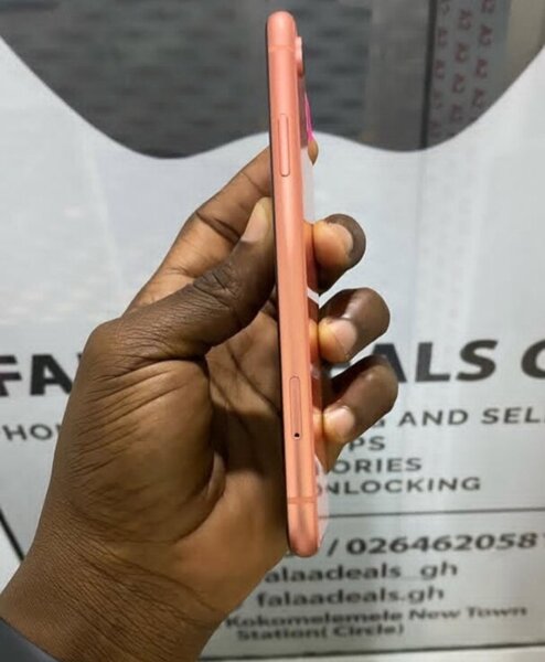 iPhone XR